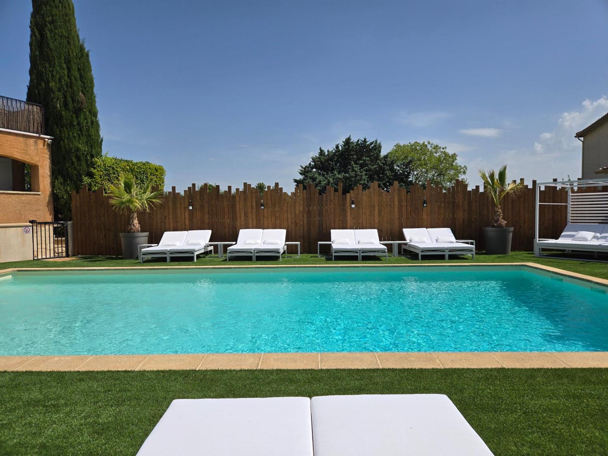 Hôtel Le Saint-Geniès Uzès Exterior foto